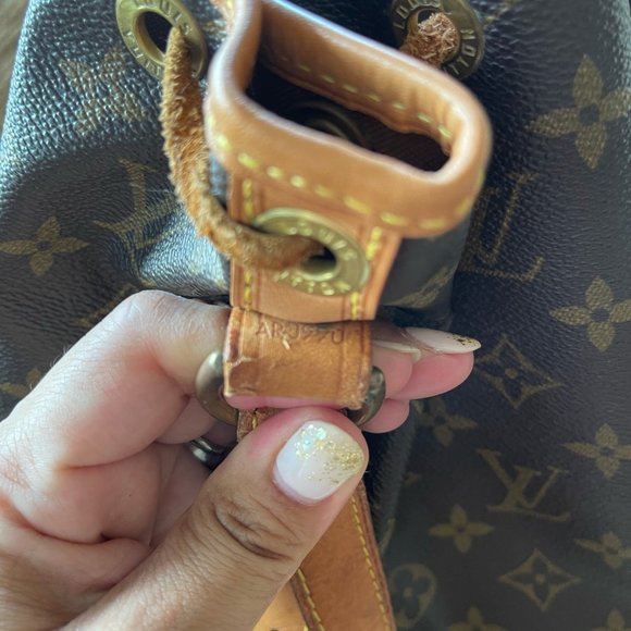 LOUIS VUITTON Noe GM large drawstring bucket bag - Picture 14 of 16
